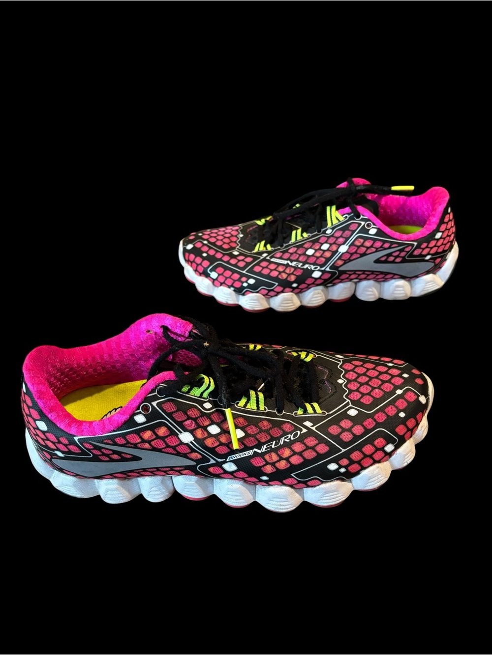 Brooks Neuro DNA US Women's 8.5 Running Shoes Pink Black White Excellent